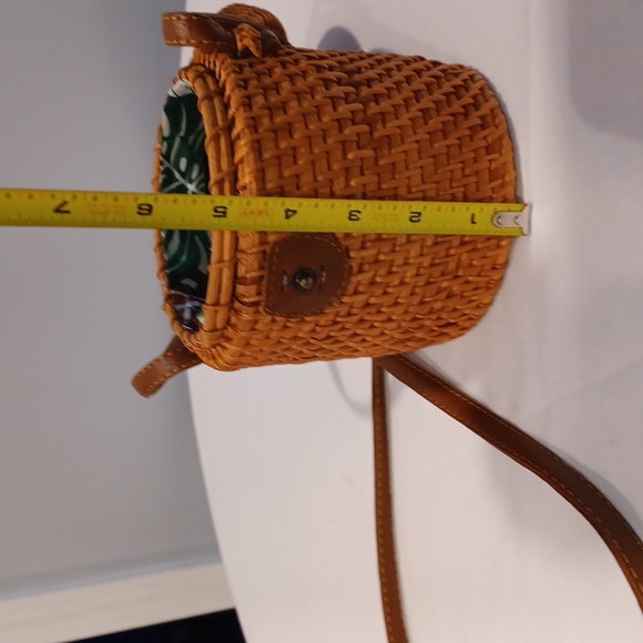Preowned Straw Rattan Crossbody Bag Woven Wicker Purse Handbag Summer - Picture 7 of 7
